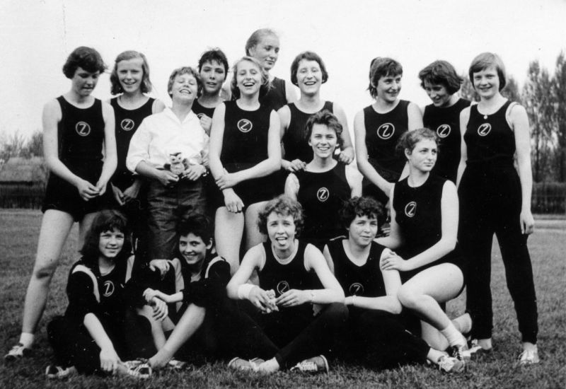 tl_files/verein/bilder/Chronik/Leichtath. 3.jpg tl_files/verein/bilder/Chronik/Leichtath. 3.jpg